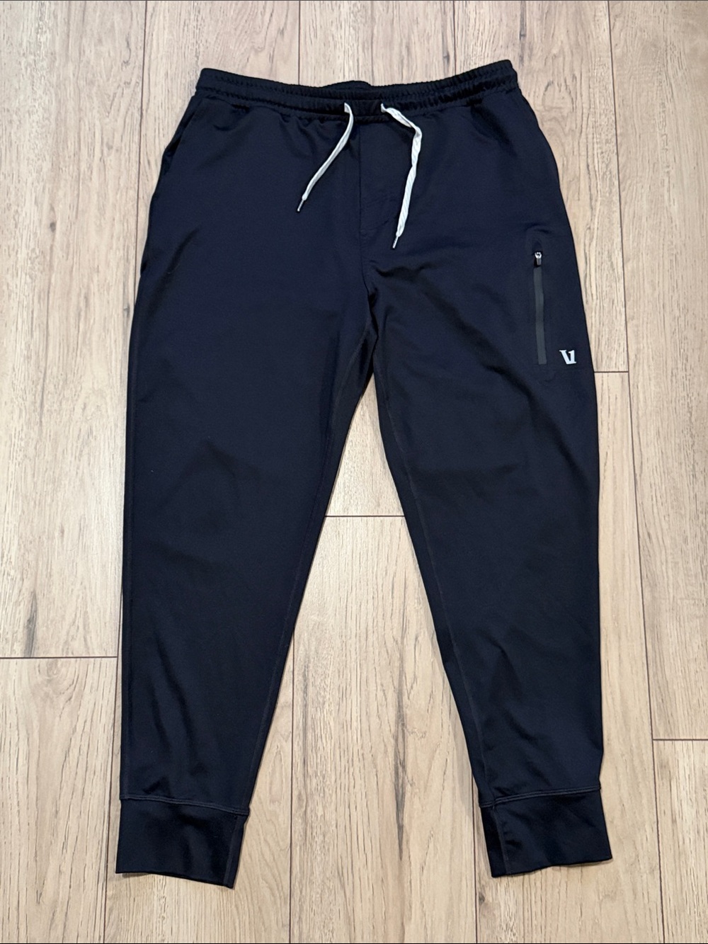 Vuori Black Jogger Sweatpants Men’s Large Drawstring Zippered Pockets Elastic